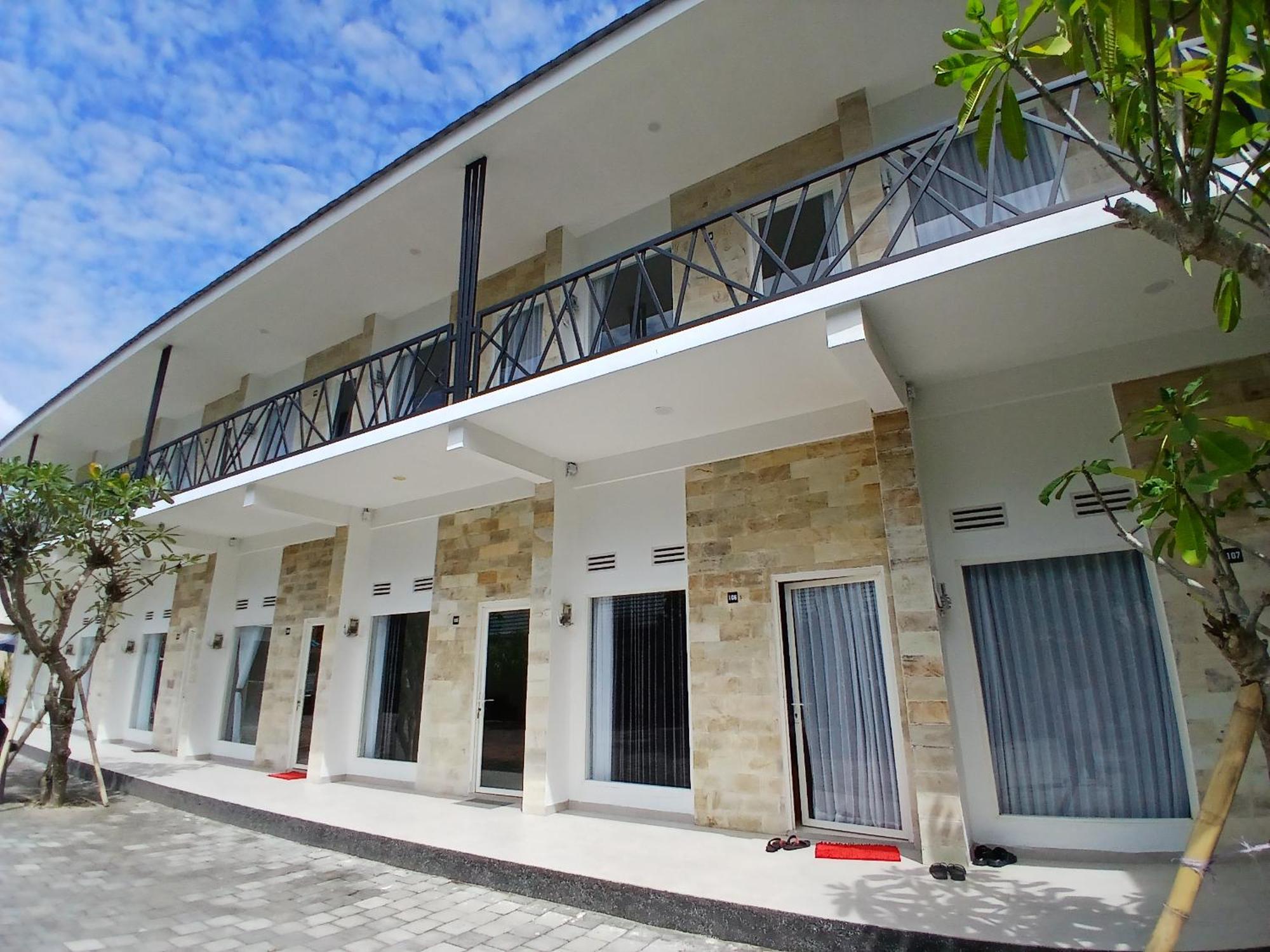 Zavana Rooms & Restaurant Tanjungkarang 外观 照片